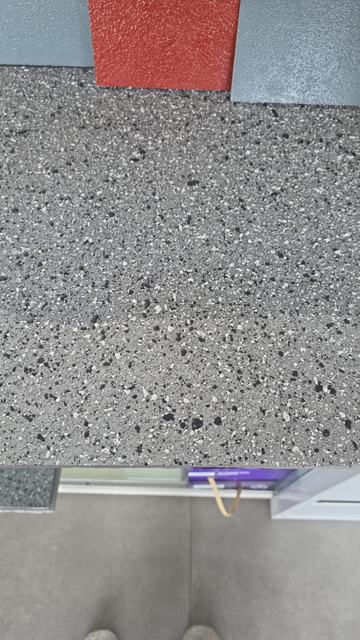 Grey Exposed Aggregate Driveway and Paths — photo 4