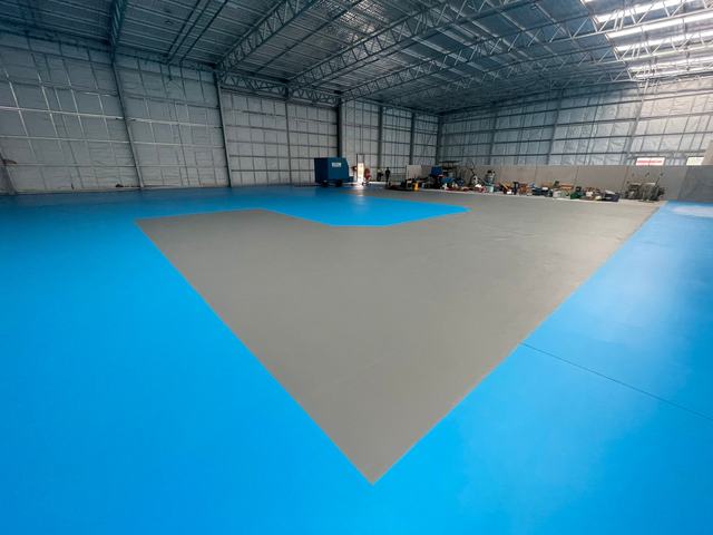 Warehouse Floor in Blue with a Grey Marked Zone — photo 2